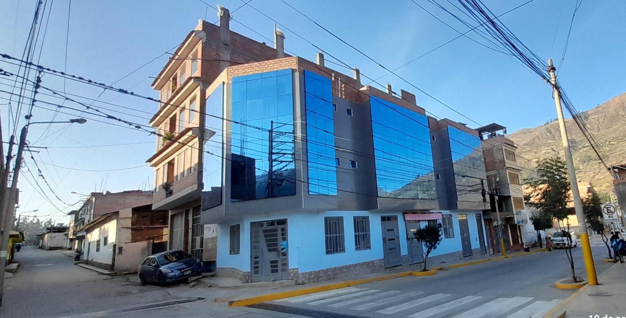 Готель Hostal Pura Casta Carhuaz Екстер'єр фото