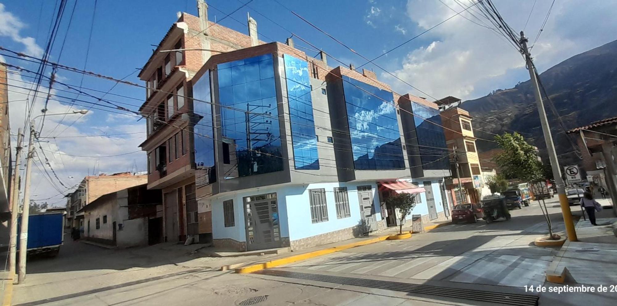 Готель Hostal Pura Casta Carhuaz Екстер'єр фото
